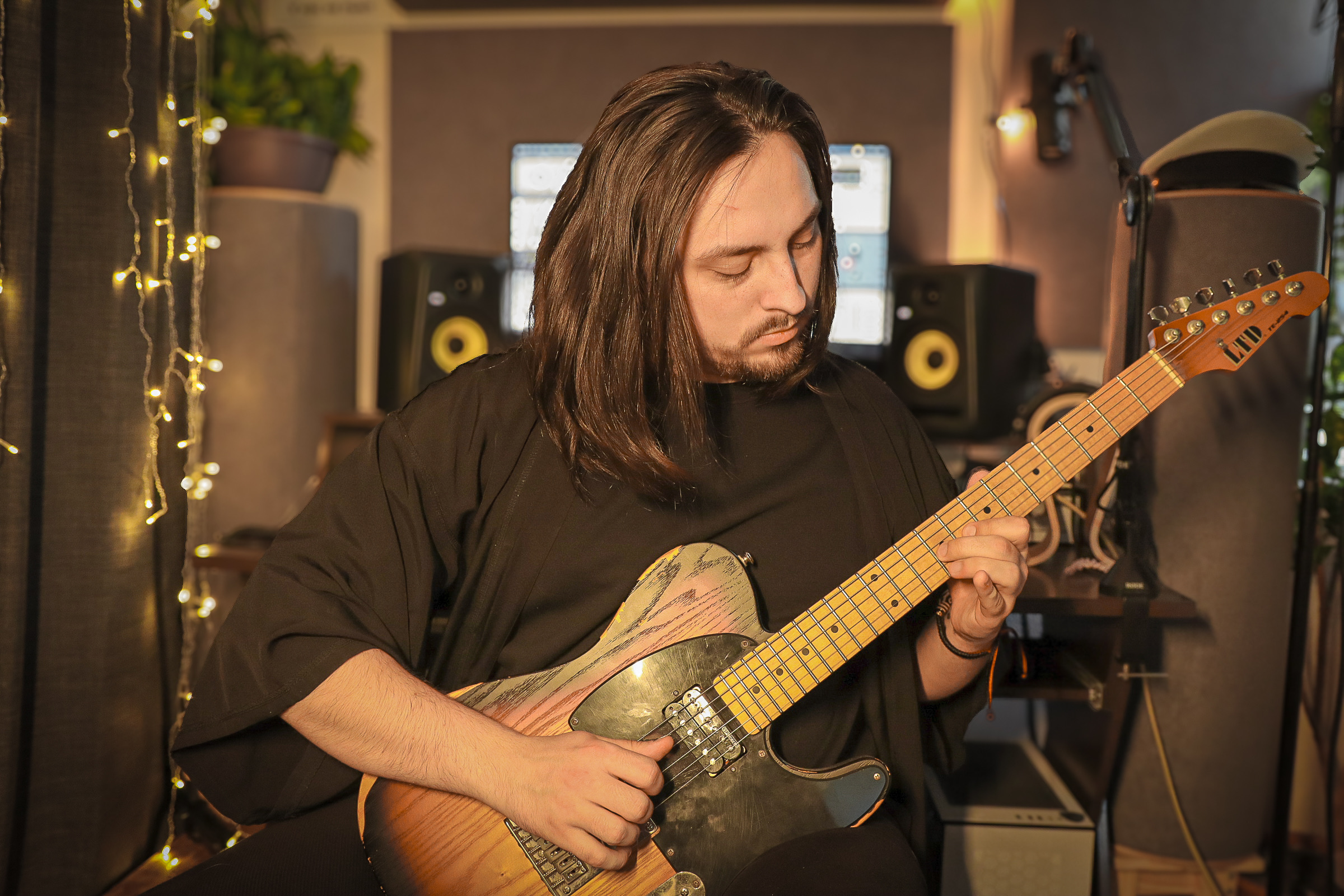 Сыграю на гитаре и запишу в песню